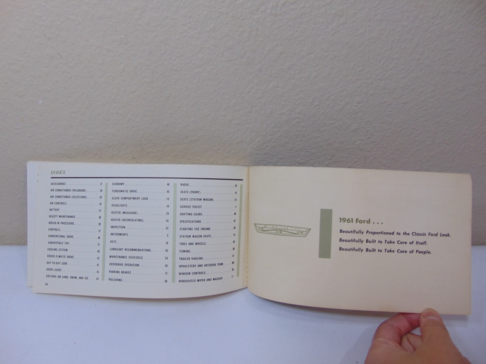 VINTAGE 1961 FORD CAR OWNER'S MANUAL FAIRLANE 500 TOWN RARE