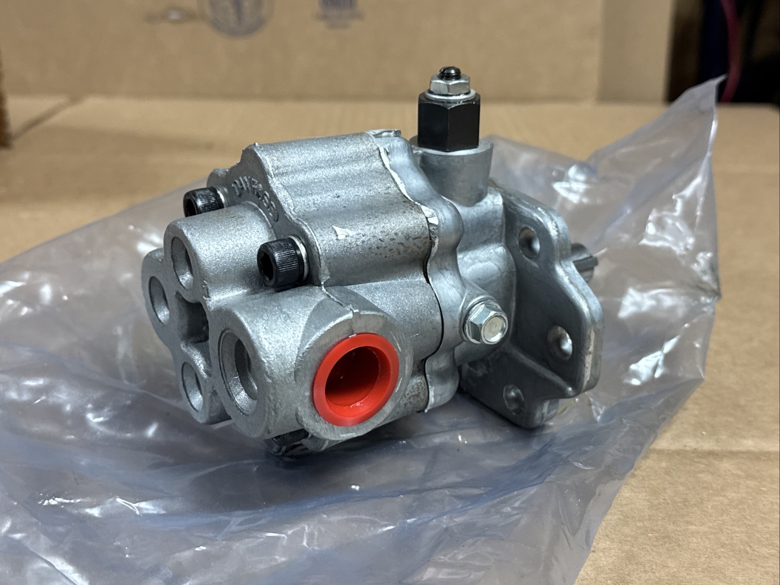 NEW DANFOSS 163V1082 Hydraulic Gear Pump WARRANTY FAST SAME DAY SHIPPING