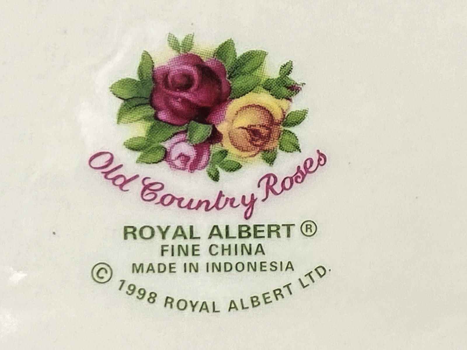 Royal Albert "Old Country Roses" Fine China Stamped 1998 Teapot A++