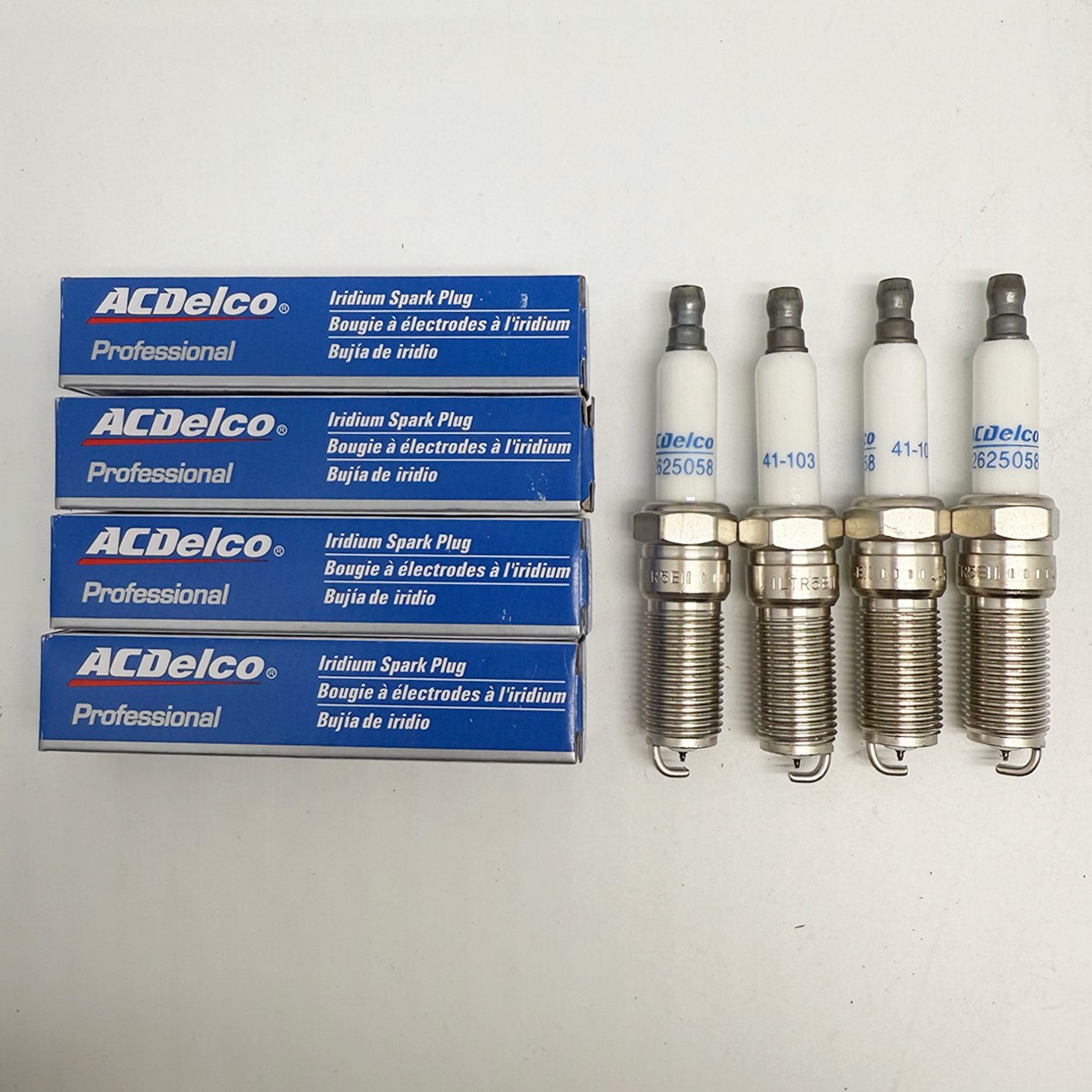 4X ACDelco UF491 Ignition Coil & Spark Plug for 05-17 Chevy Equinox Saturn 2.4L