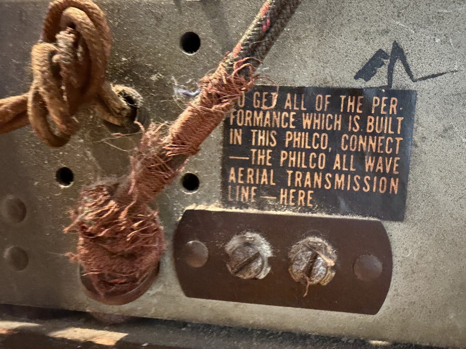 1936 PHILCO MODEL 625 Rare Wood Tombstone Radio Tested Turns On