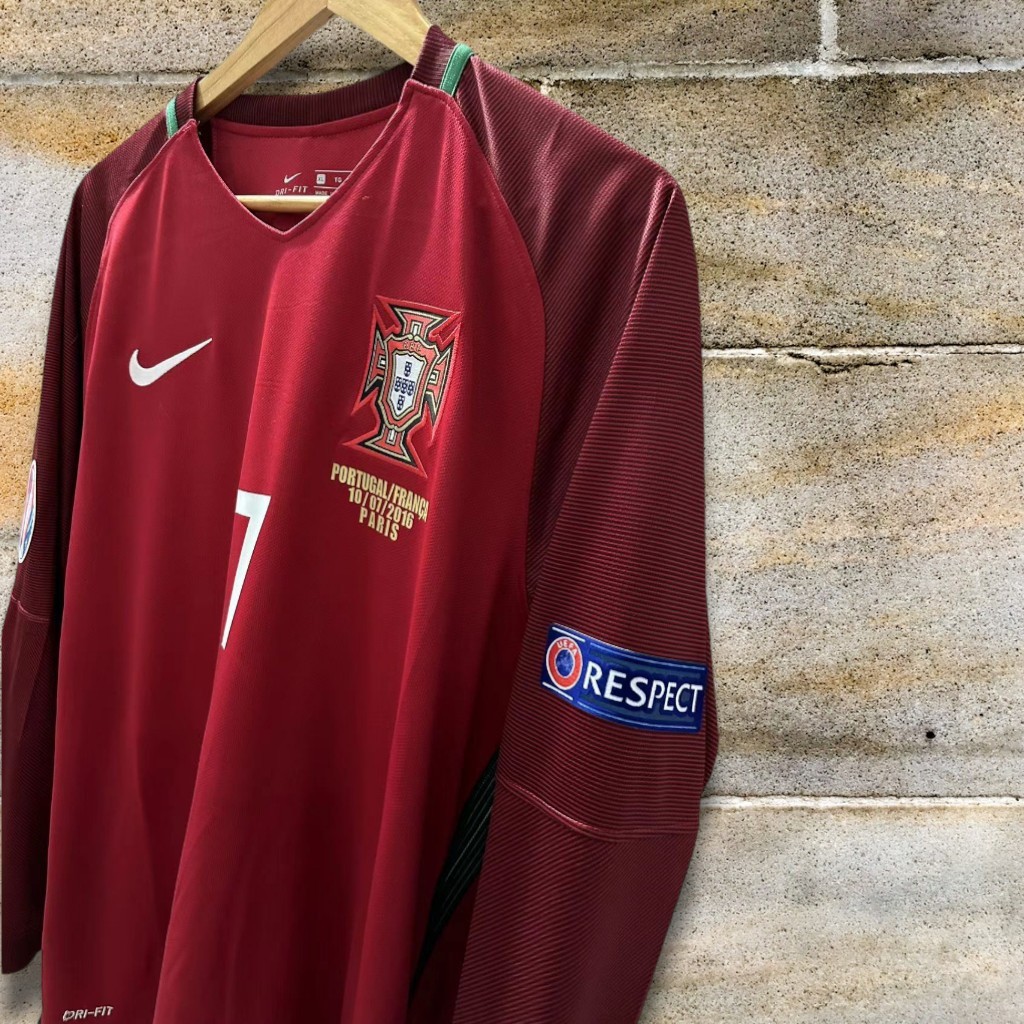Cristiano Ronaldo #7 Portugal 2016 Home Retro Jersey Long Sleeve