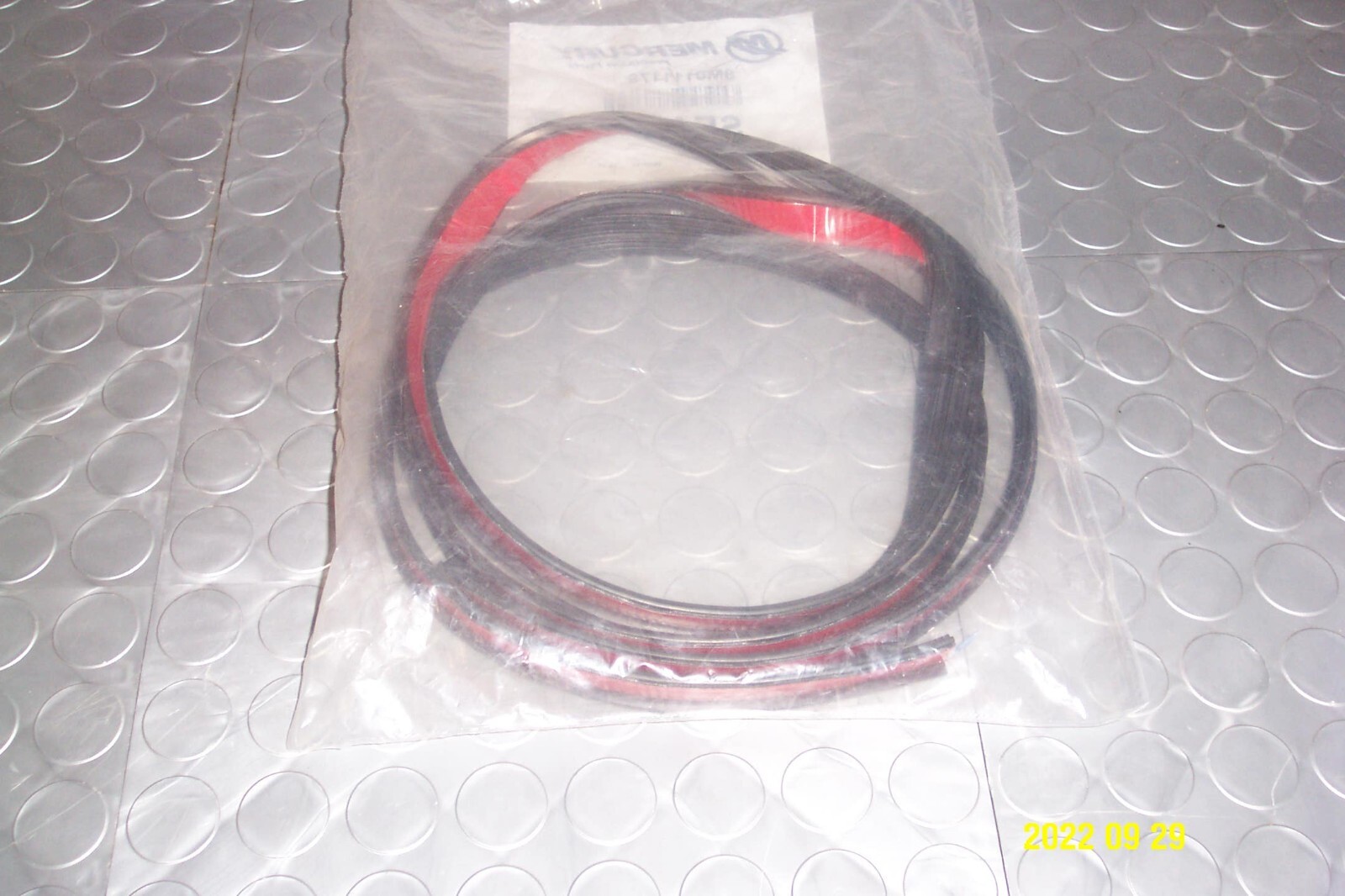 Mercury Marine Quicksilver Verado Outboard Top Cowling Seal OEM Part # 8M0111178