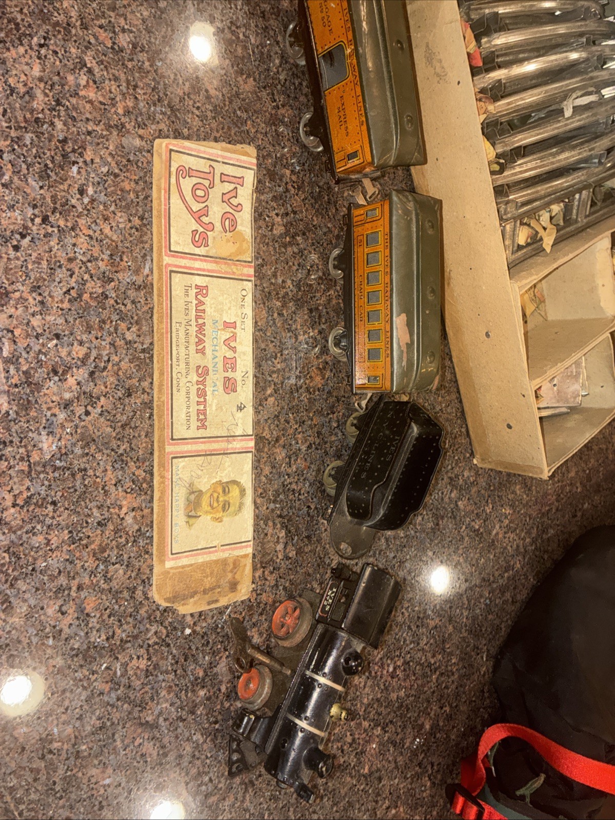 Ives Wind Up Train Set #4, , Box, Tracks, Key, Orig Paint, Running