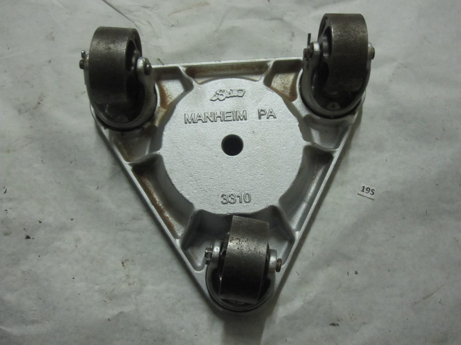 2x Bond 3310 Cast Iron Triangular CUP DOLLY Phenolic Wheels 750 lb Capacity