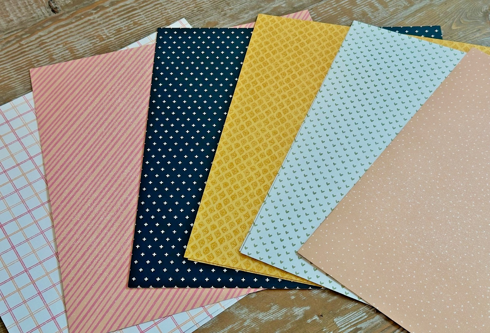 Stampin' Up DSP 12x12 Daffodil Afternoon Let's Go Fishing Sunny Days Med. Blooms