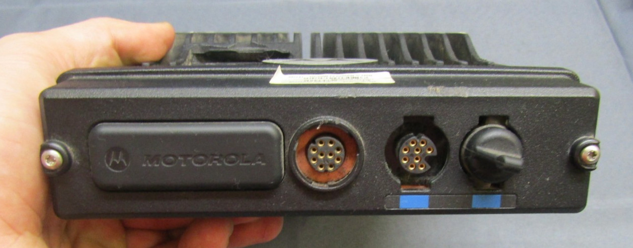 Motorola XTL2500 110 Watt 136-174 VHF MHz Remote Head Two Way Radio M21KTM9PW1AN