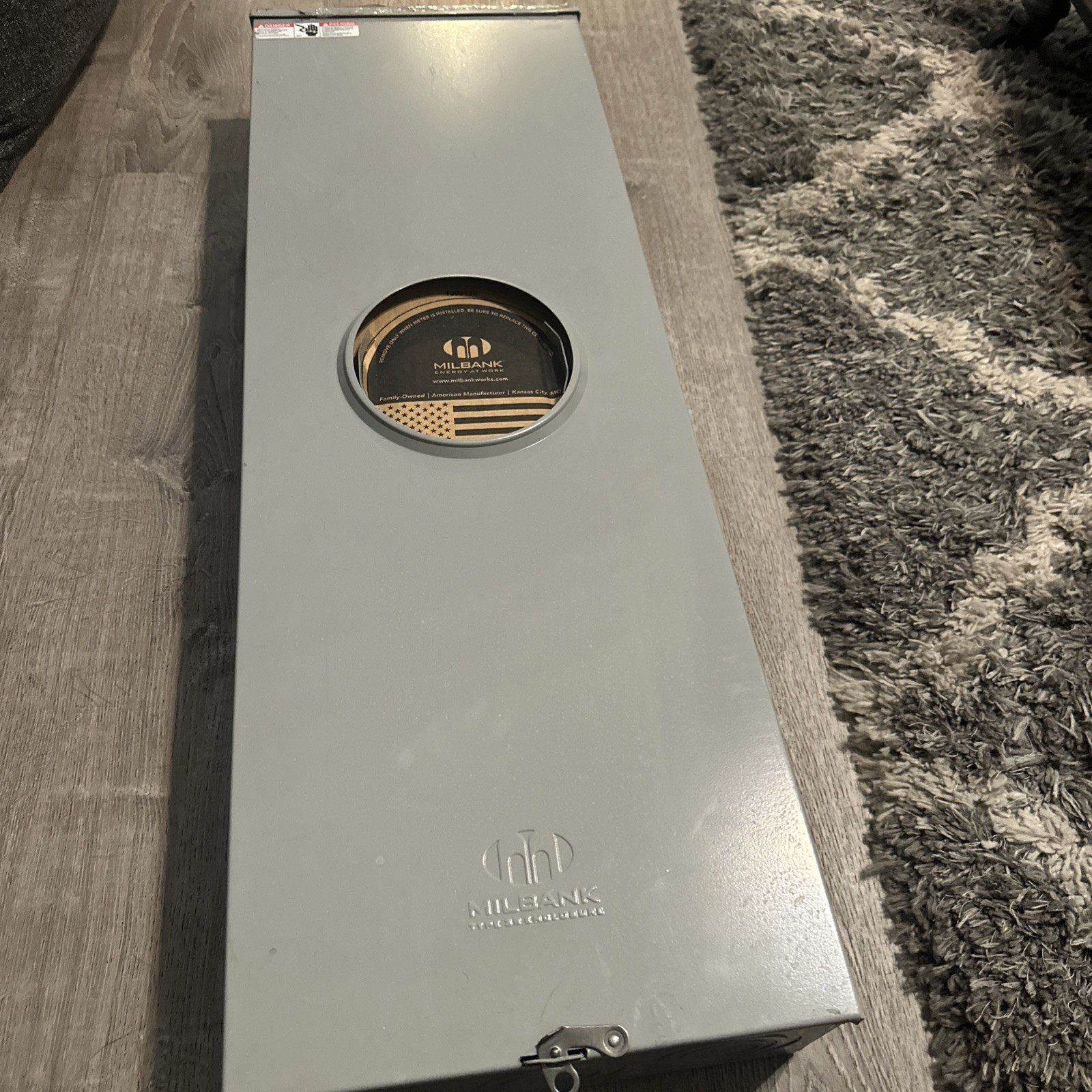 MILBANK  Meter Base, 320A, 600VAC, 7 Jaw, Ringless, OH/UG Service, Tall