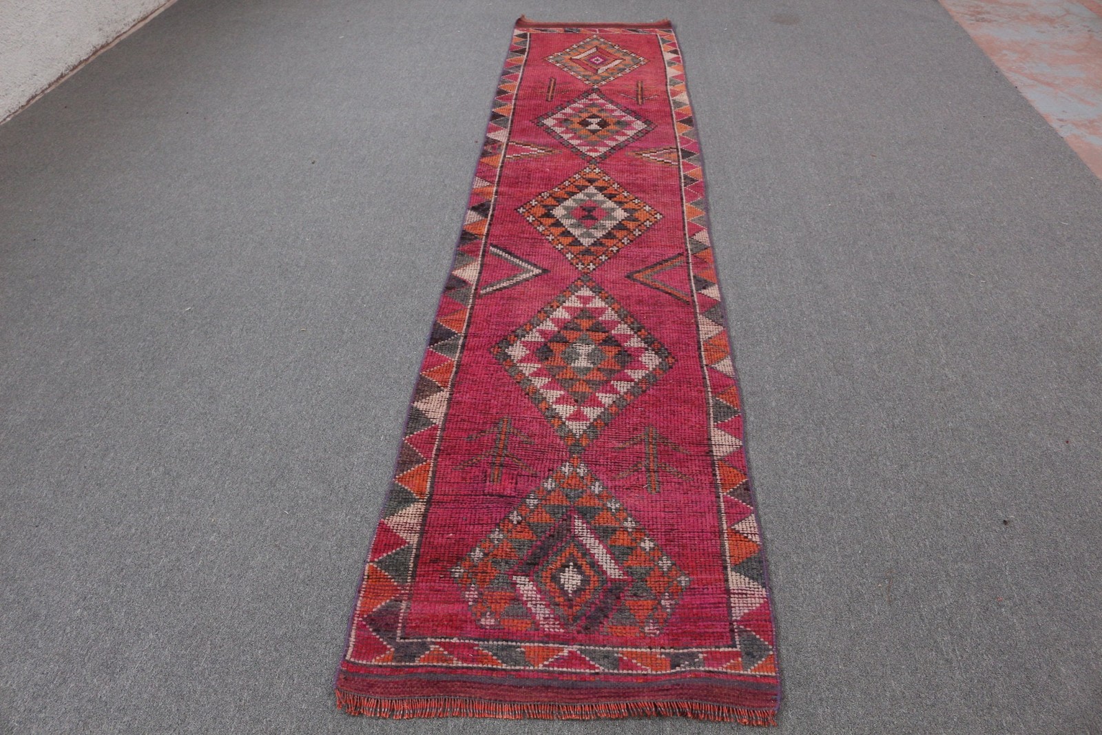 Vintage Turkish Rug 2,5x11,6 ft (75x355 cm), Herki Red Wool Rug