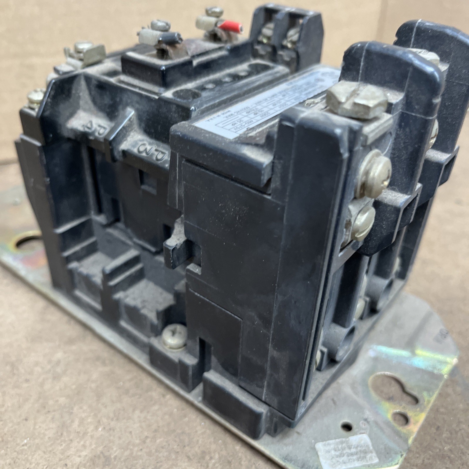 Allen Bradley 509-C0D B Series Motor Starter Series B 595-A Auxiliary Contact