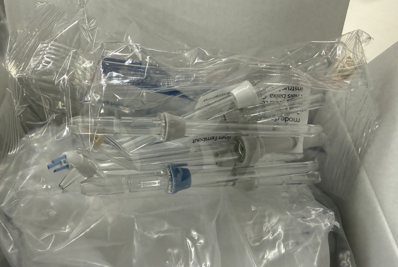 Waterpik Aquarius WP-660 Corded Electric Water Flosser - White- Sealed!