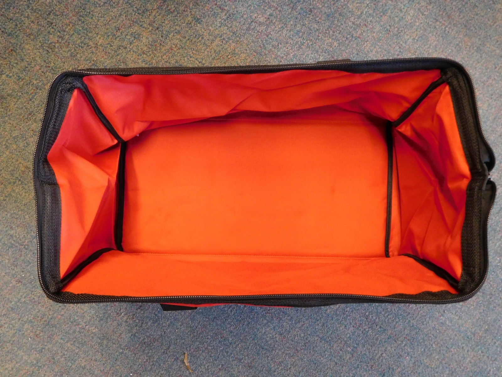 Milwaukee 50-55-3565 M18 Fuel Heavy Duty Soft Side Contractor Bag 22" x 12" x 12