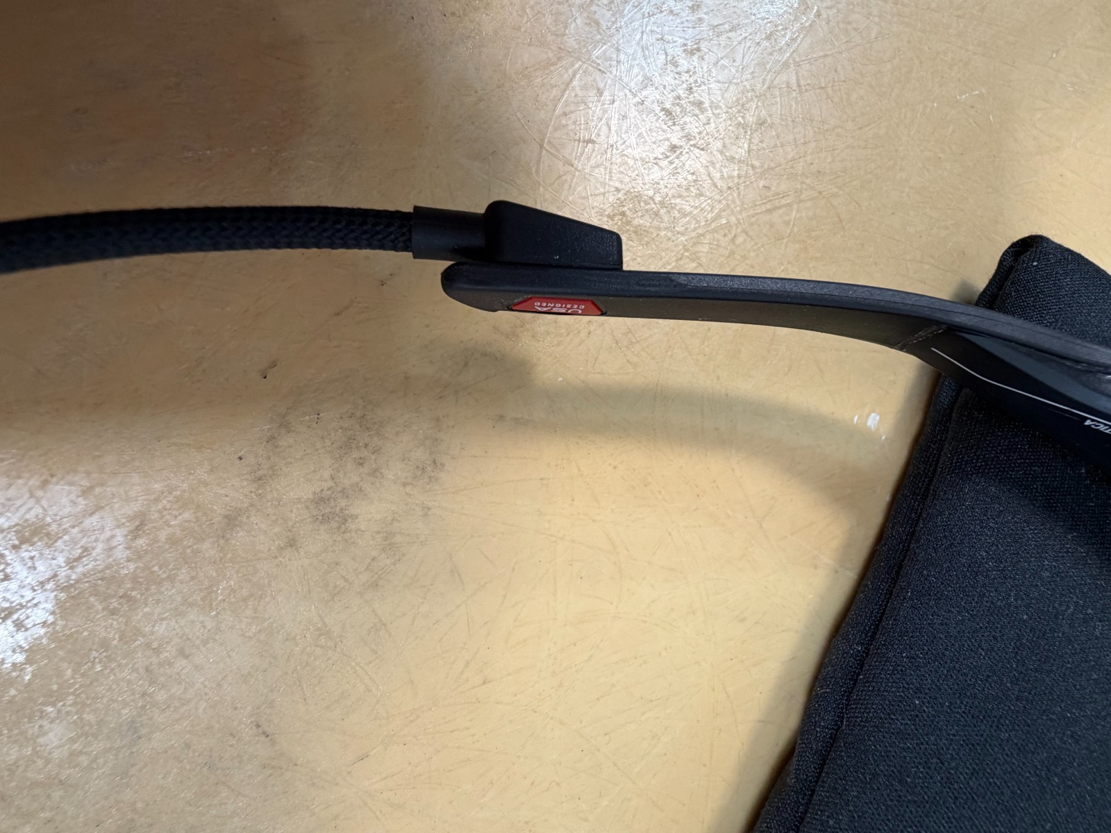 Oakley Meta Vanguard Black Prizm 24K 0W8001E (DEMO MODEL, SEE PHOTOS)