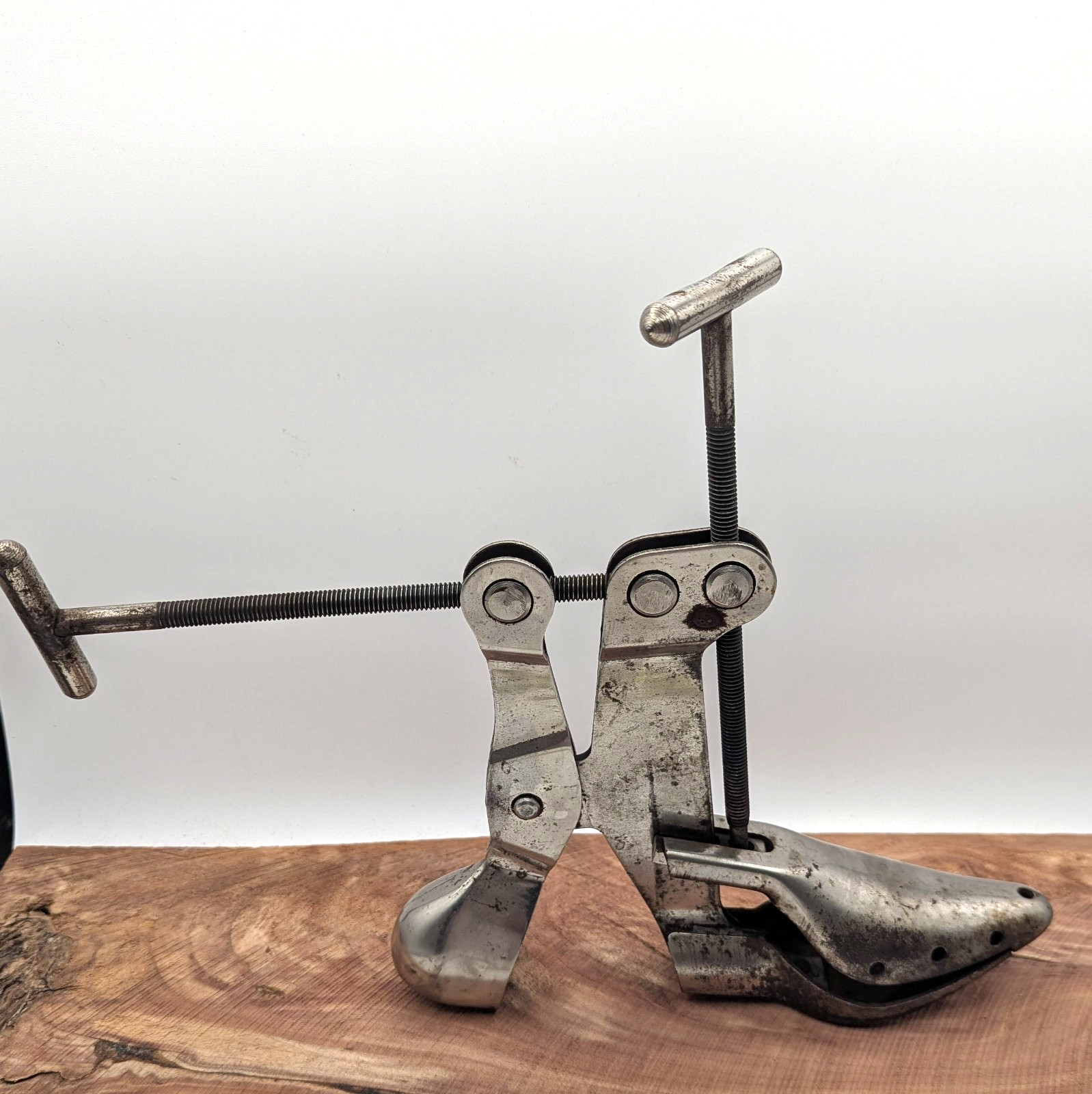 Vintage 1929 Nu-Way Steel Industrial Steampunk Shoe Stretcher Factory Sizer