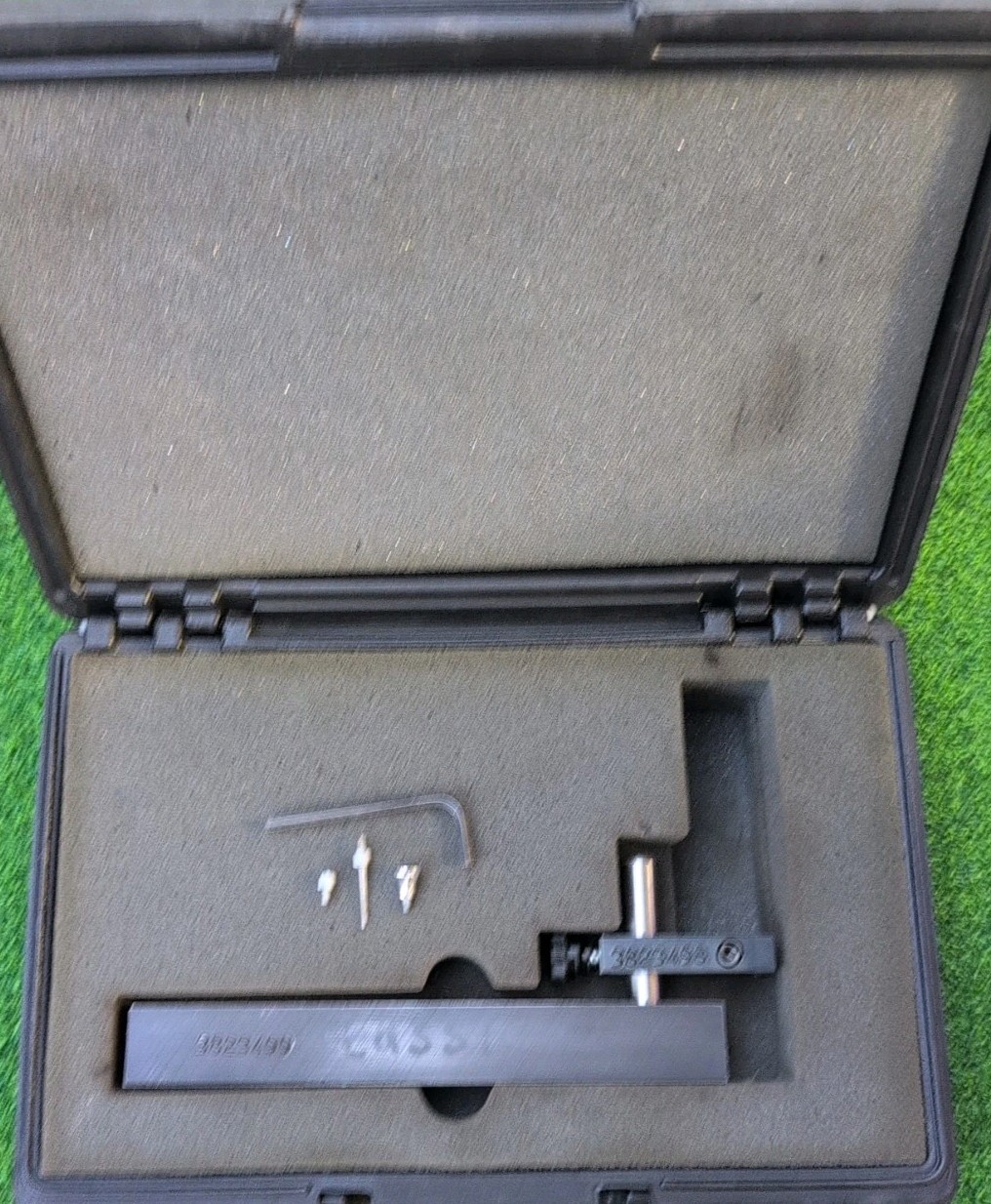 OEM Cummins 3164438 Gauge Kit Indicator Liner Protrusion Tool Plate Base Dial