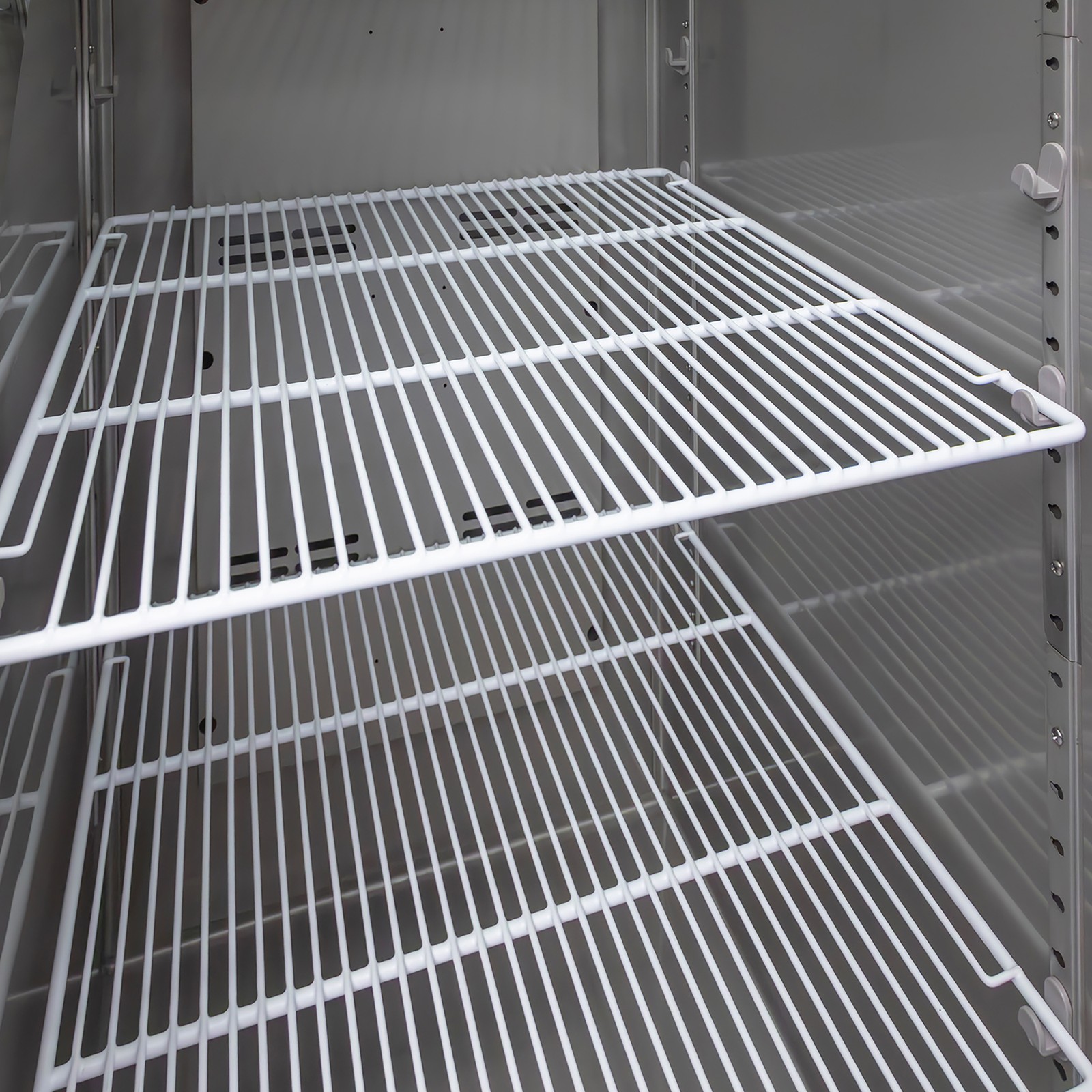 54" Commercial Refrigerator 49 Cu.Ft 4-Door 32–37℉ Air Cooling 6 Shelves, R290