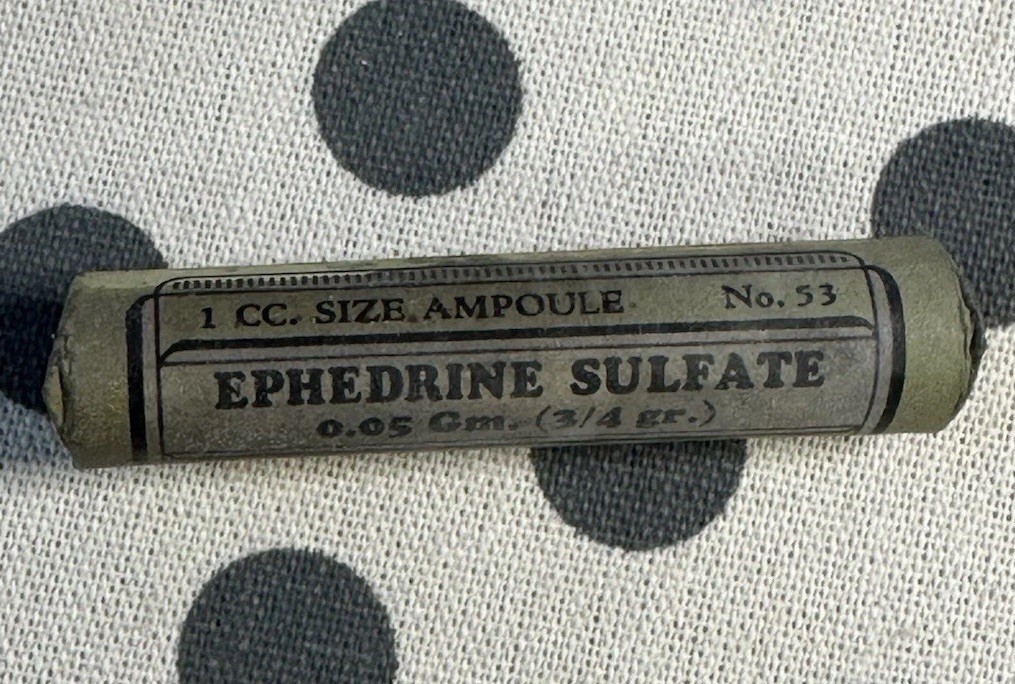 Lot of 12 Vintage Apothecary Ampoules Glass W/ Box Medicinal Collectibles Rare