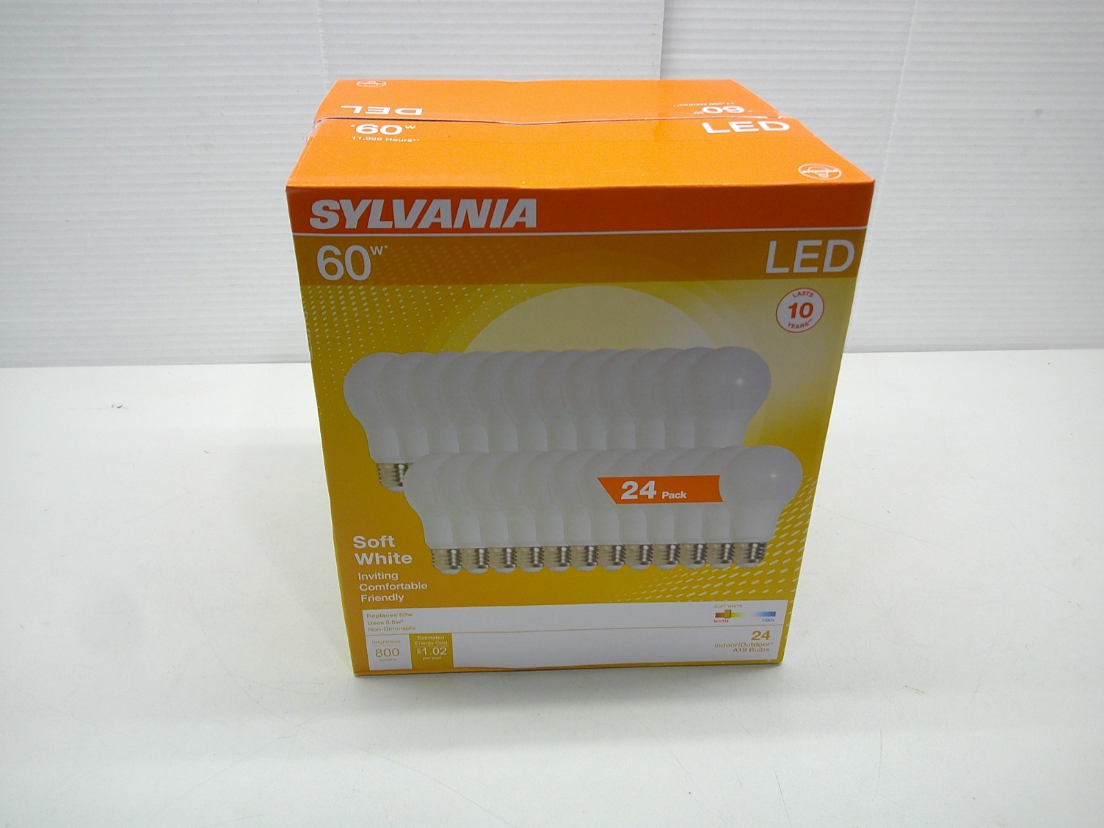 24 pack Sylvania 8.5 Watt 60 Watt Equivalent A19 LED Light Bulb in 2700K 74765