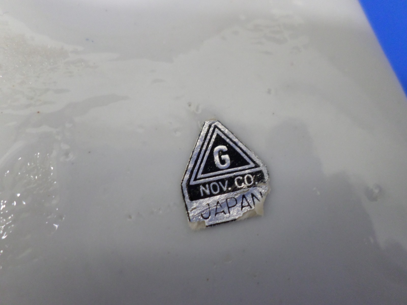 Vintage SEXY Risque Lady w/ Fan Black Shorts Legs NAUGHTY NODDER ASHTRAY