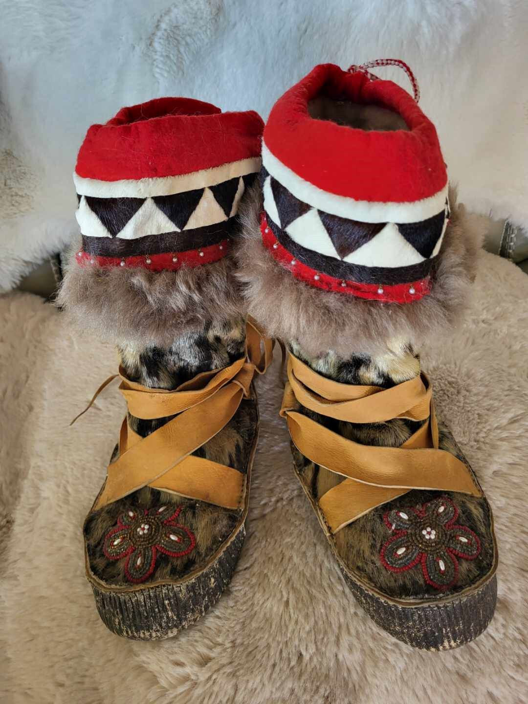 Vintage Handmade Fur, Skin, Leather, Felt & Glass Beaded Native Alaskan Mukluks