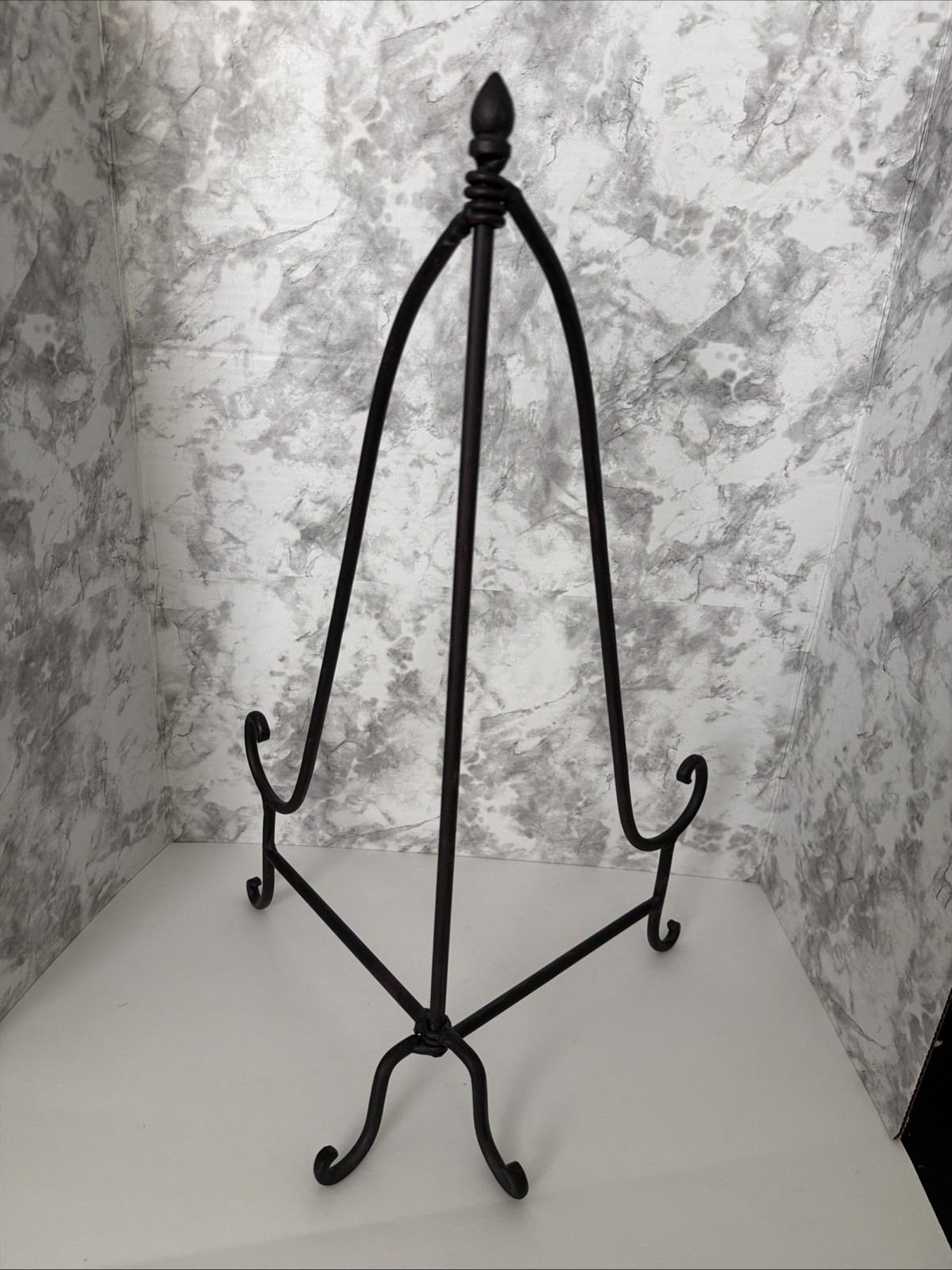 Easel Heavy Duty Large Iron Table Display 20" High