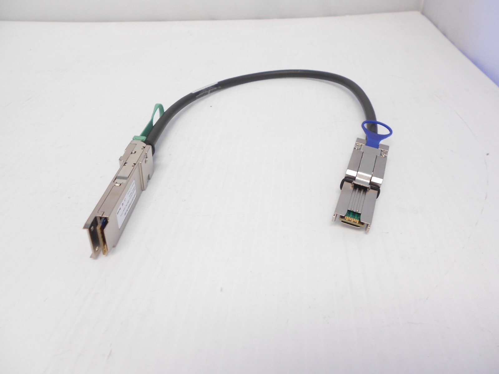 QSFP SFF-8436 Mini SAS SFF-8088 Cable .5 Meter Netapp DS4243 DS4246 DS2246