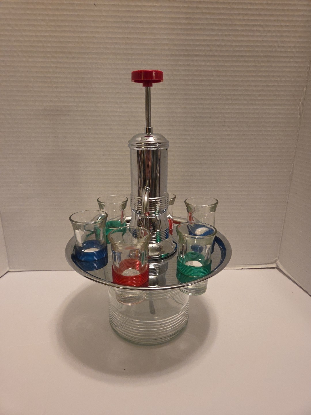 Vintage Art Deco Chrome Liquor Dispenser Pump & 6 Shot Glasses!