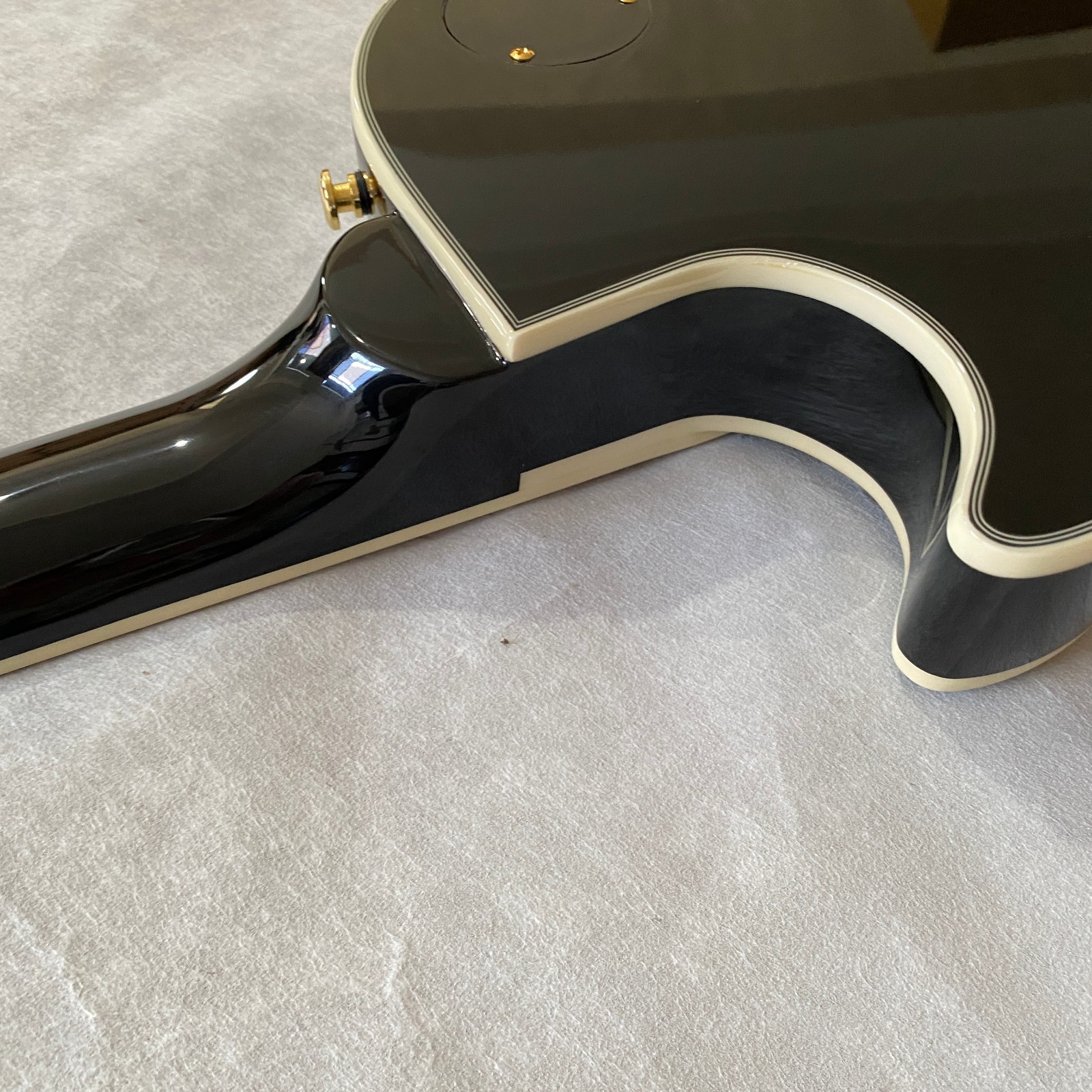 Les Paul Custom Black Beauty electric guitar solid mahogany body Real Photo