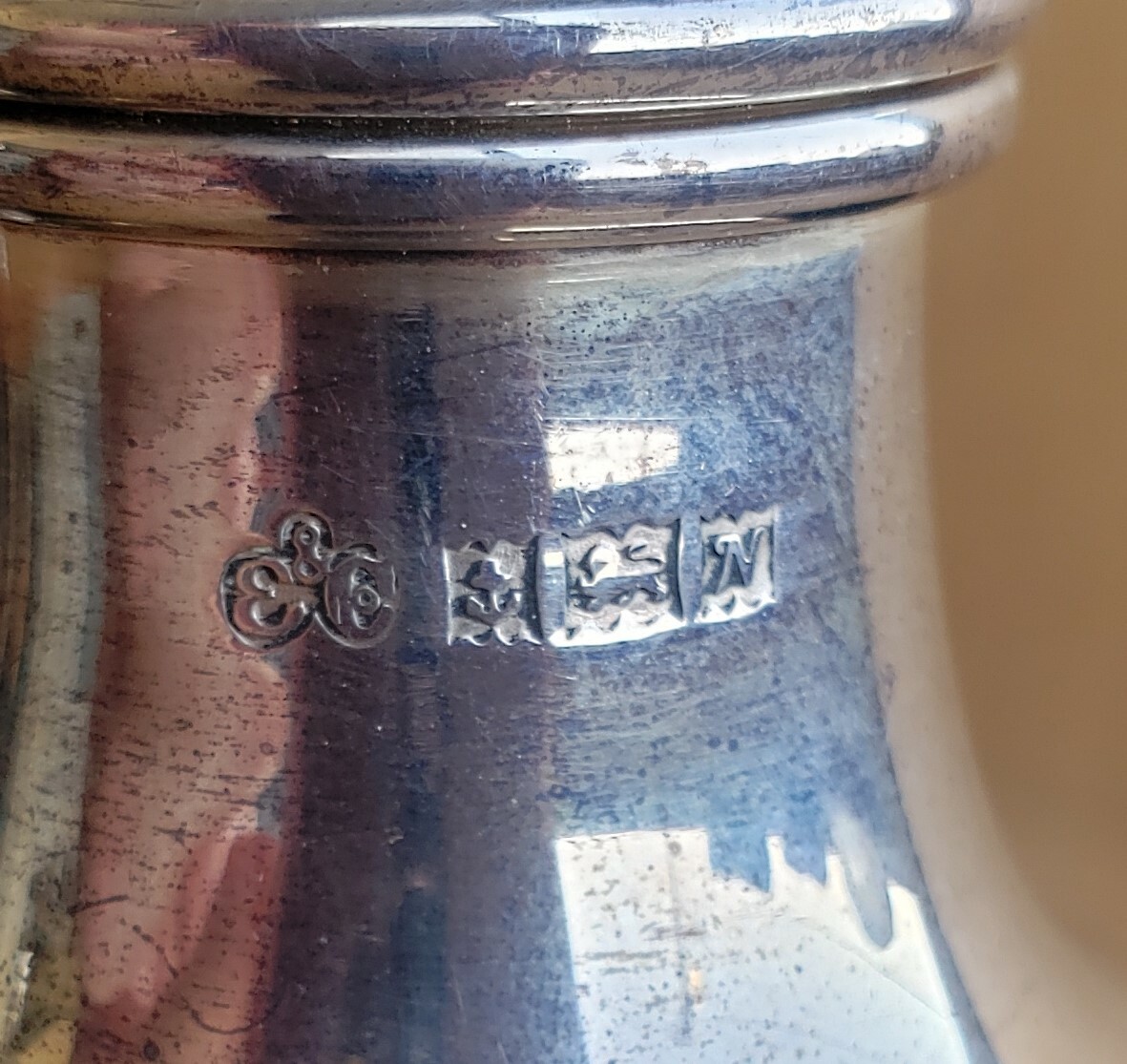 Antique Sterling Silver Elkington Complete Set in Original Case Shaker