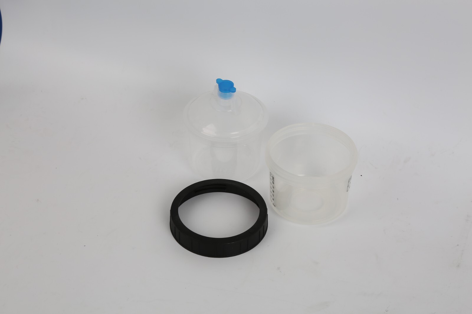 50 Pack 7 OZ Disposable Paint Spray Gun Cup Kit w/ Cup Liners &Sealing Plugs