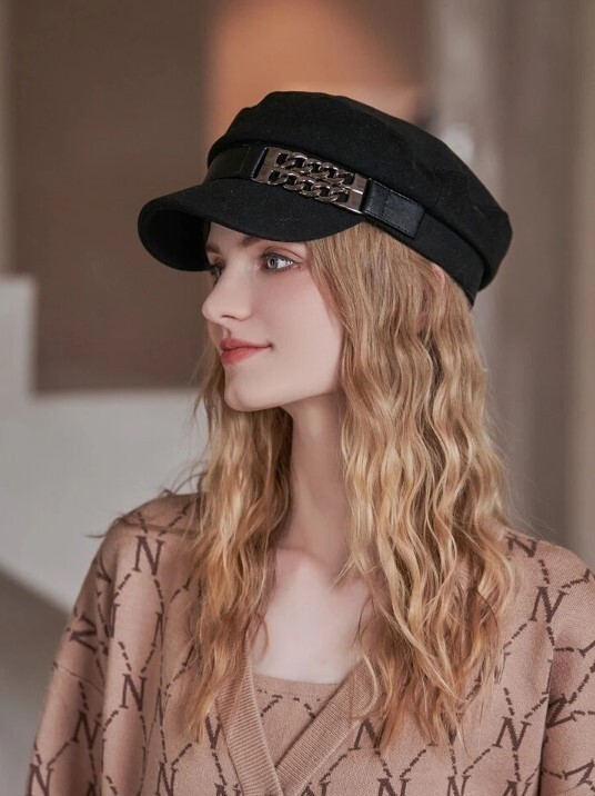 Black Women's Beret Hat w/ Chain Decorated Peaked Cap Newspaper Hat Vintage