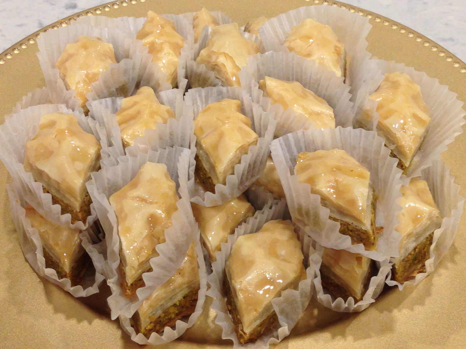 Organic Baklava with Pistachio & RAW Honey! Unique Quality (2LB) (33 Piece)