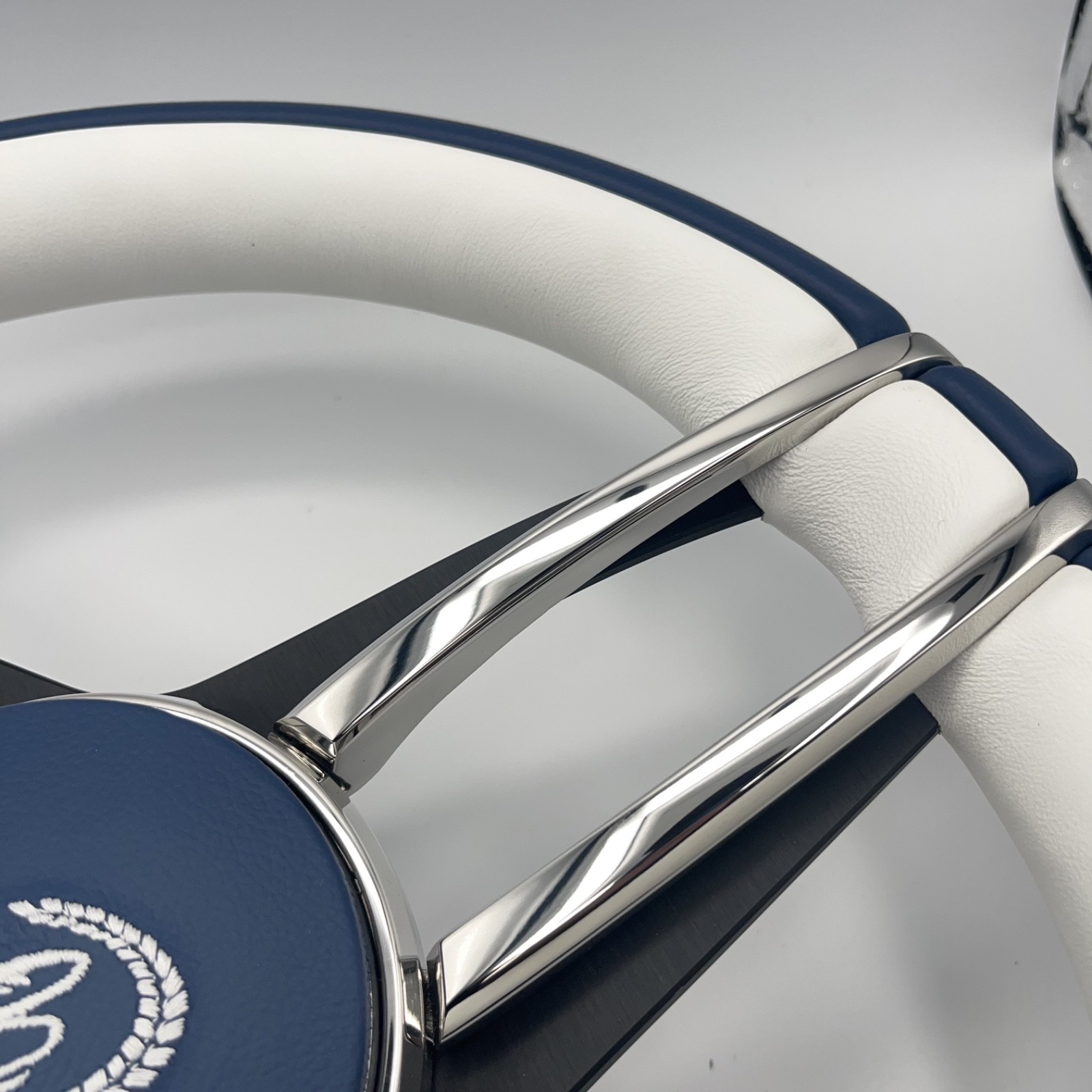 Cobalt Boat Steering Wheel Stainless Steel Spoke Leather Rim | Cobalt Boats Logo