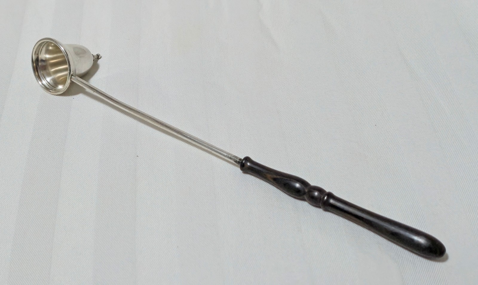 RARE! 1972 REED & BARTON STERLING SILVER W/ WOOD HANDLE CANDLE SNUFFER 10” LONG