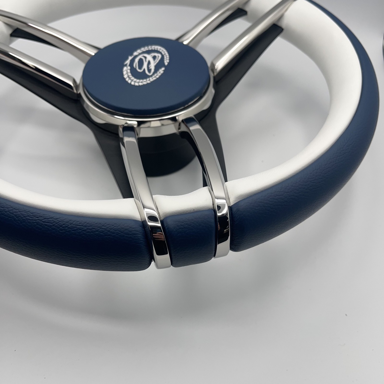 Cobalt Boat Steering Wheel Stainless Steel Spoke Leather Rim | Cobalt Boats Logo