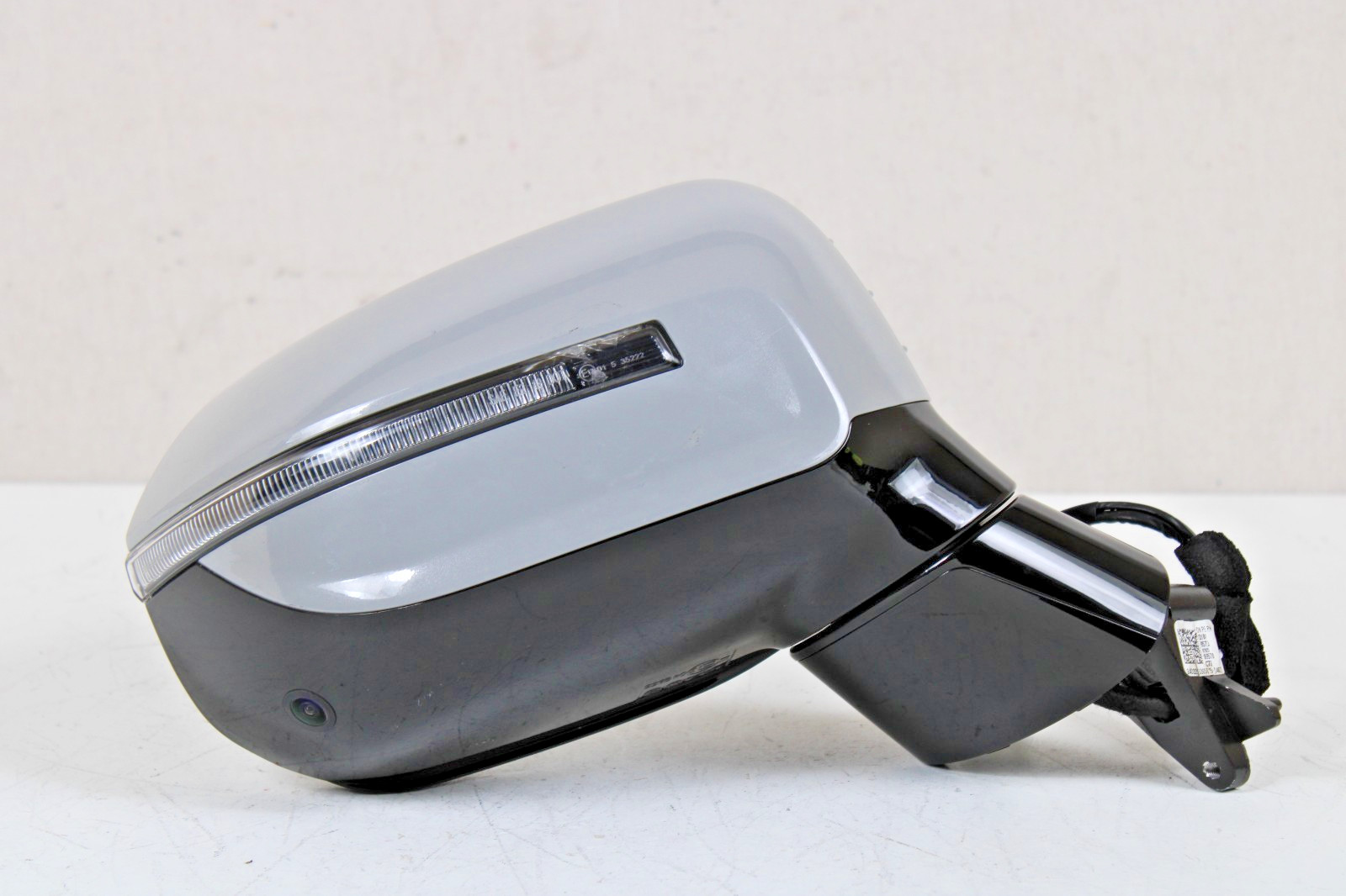 See All! 2023-2025 Kia Telluride Right RH Blind Spot / Camera Side Mirror OEM