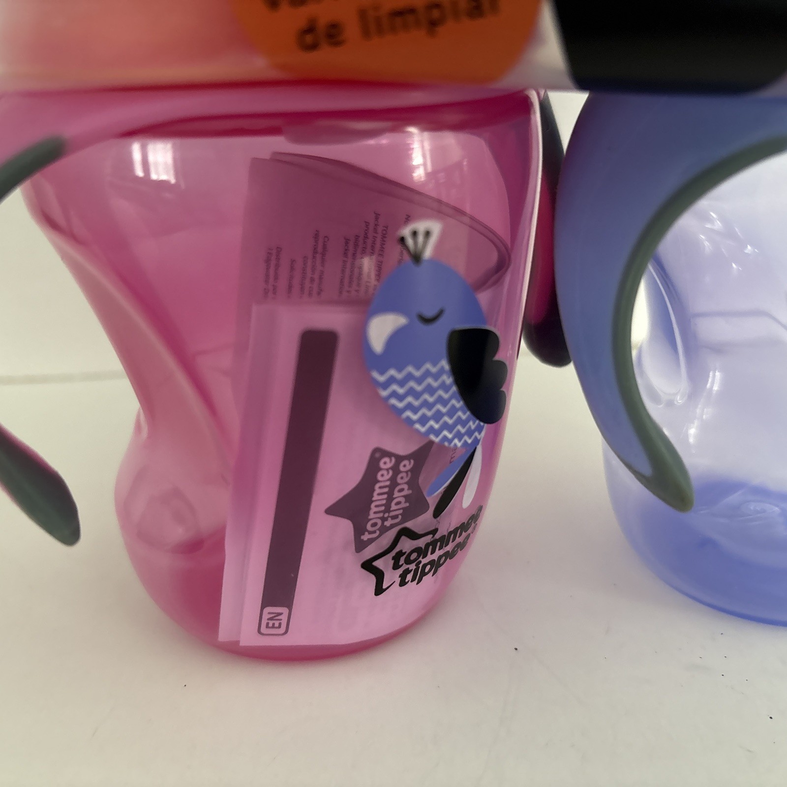 Tommee Tippee 2 Trainer Sippee Cups 7+ Sin BPA Free - Spill Proof 8 oz New