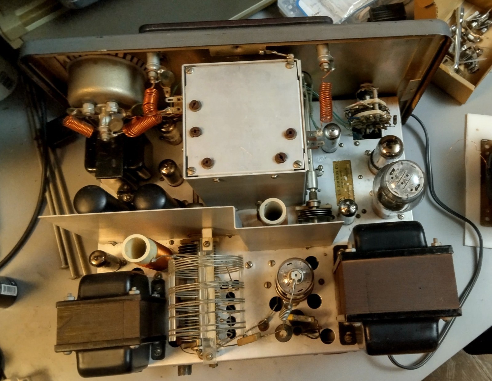 JOHNSON VIKING RANGER TRANSMITTER - FULLY FUNCTIONAL - SN:60853