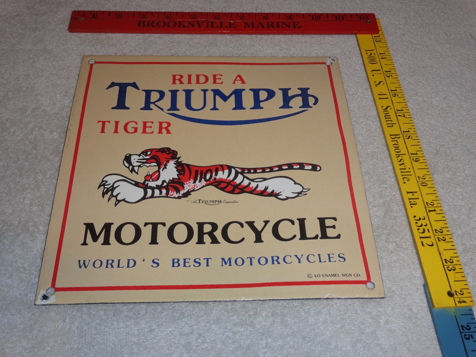 VINTAGE TRIUMPH T110 MOTORCYCLE DEALER TIGER 10" PORCELAIN METAL GASOLINE ⛽ SIGN