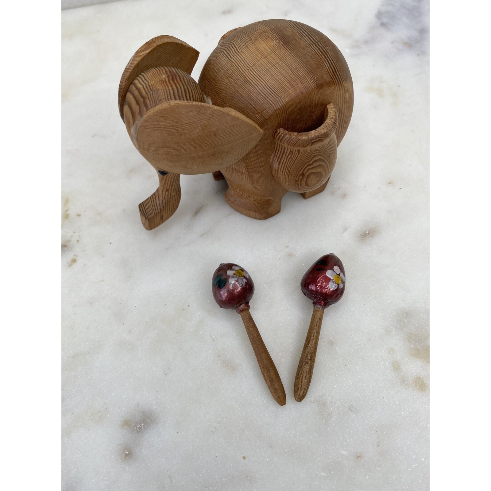 Hand Carved Wood Elephant Toothpick Holder Figurine Handpainted Maracas Trinket