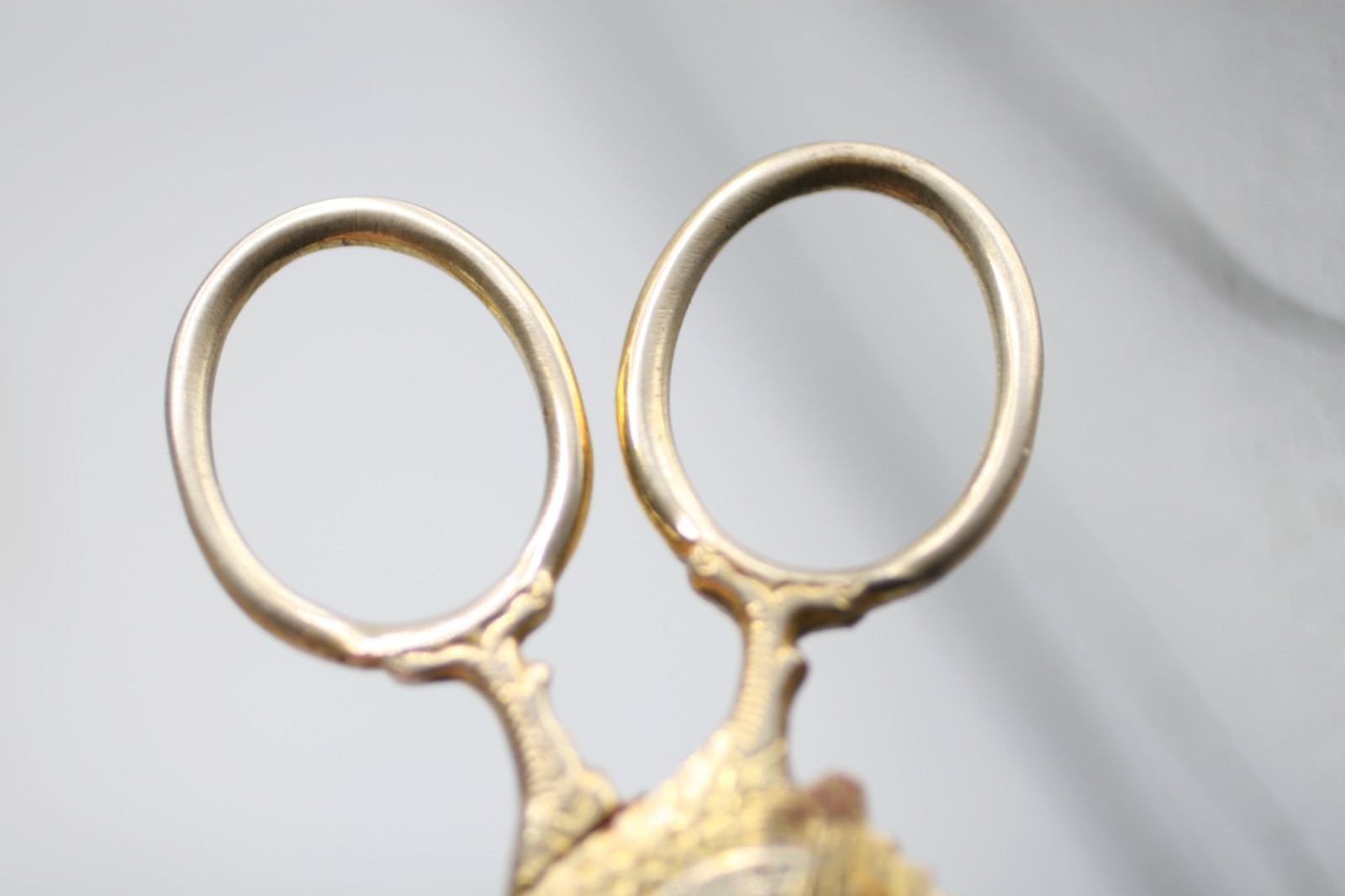 Vintage D. PERES Solingen Egg Cutter Scissors Germany L1