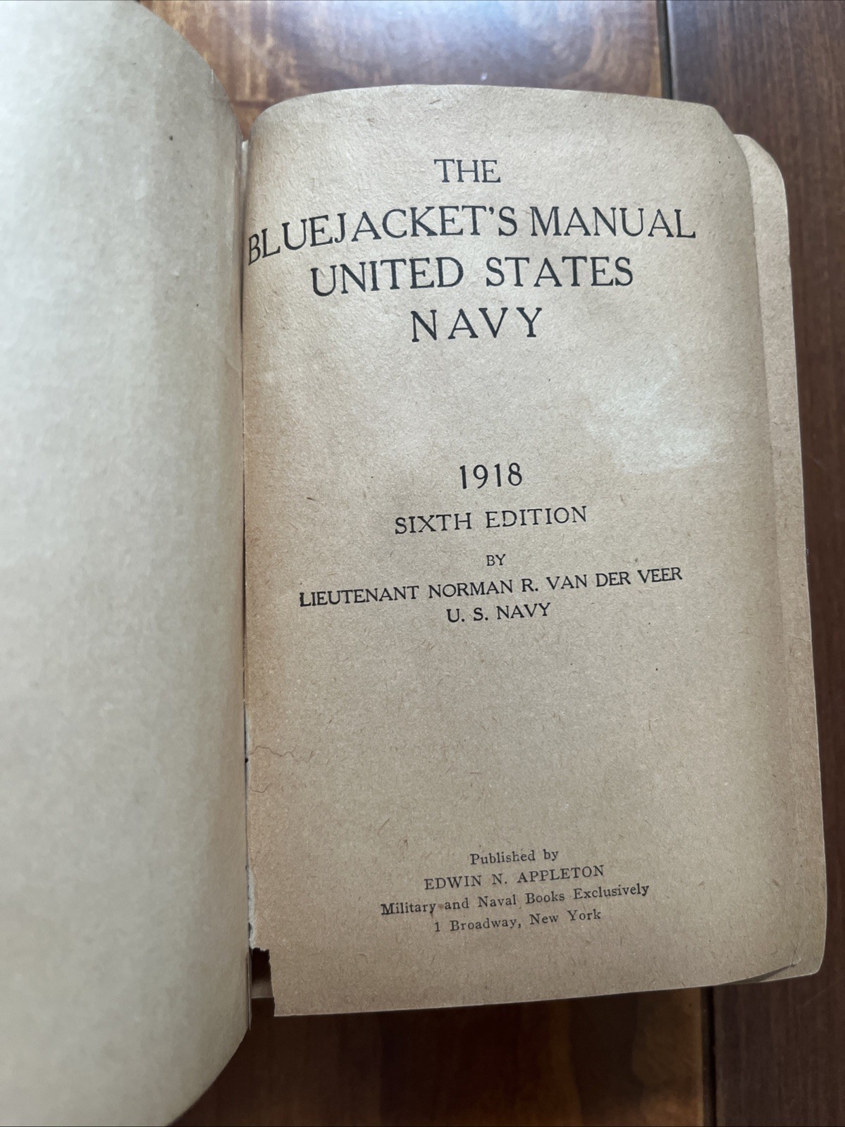 The Bluejacket’s Manual United States Navy. 1918 6th Edition