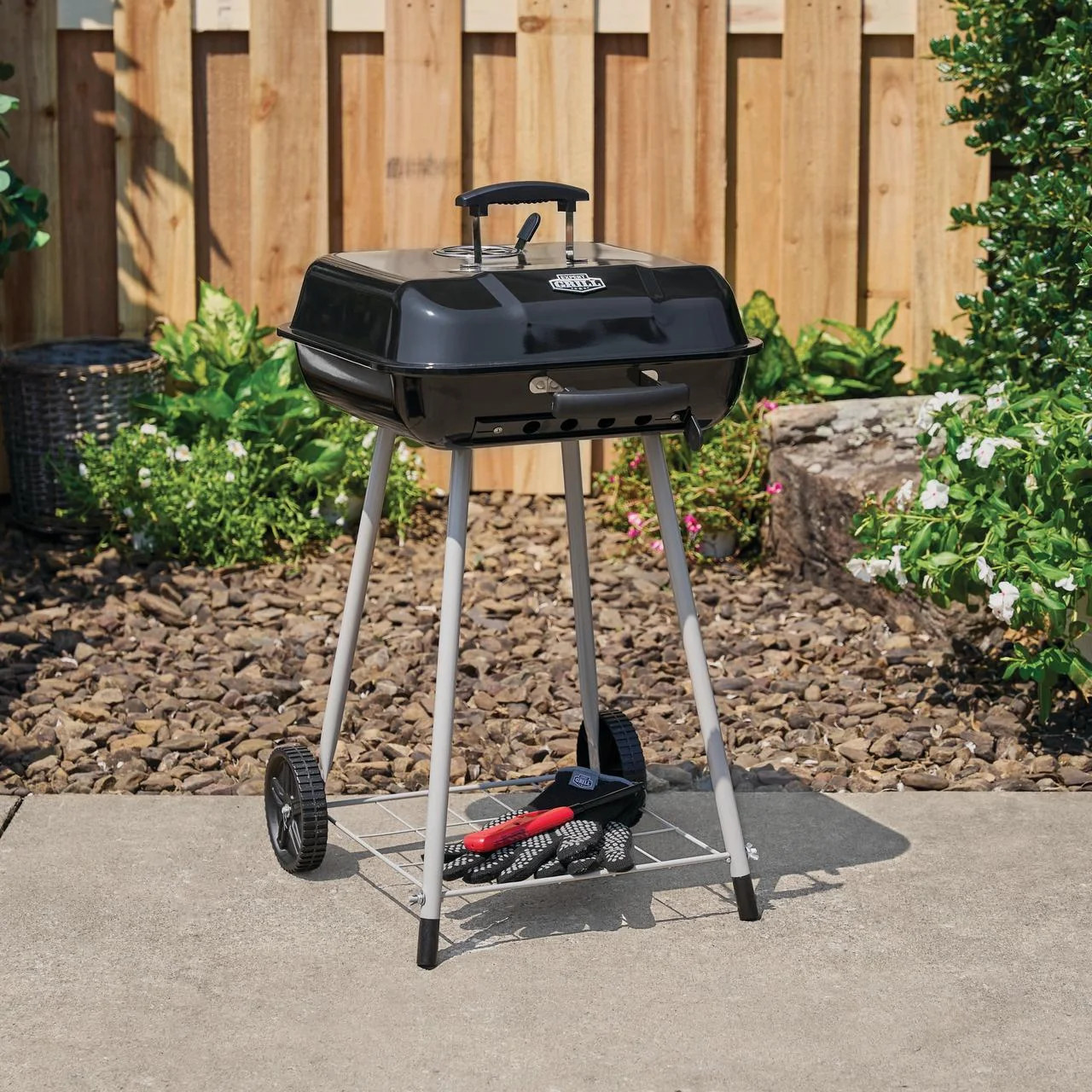 Charcoal Grill, 17.5 Inch Charcoal Grill with Wheels, Black