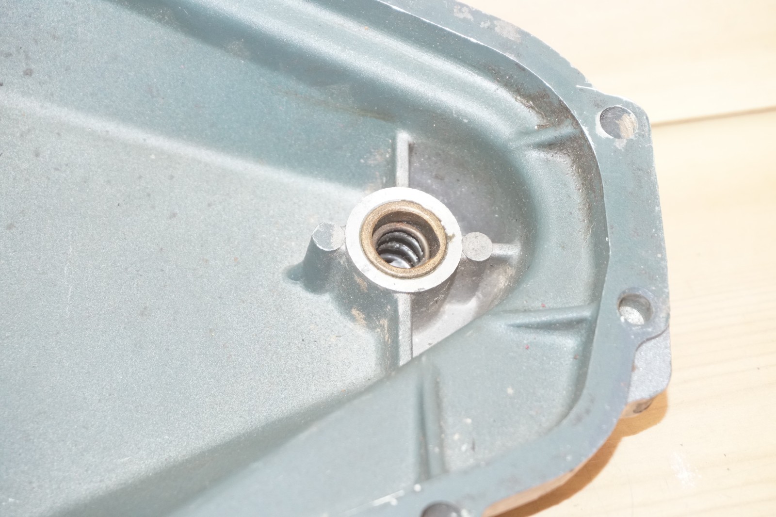 1990-1993 Yamaha WR650 WR 650 Waverunner Flywheel Magneto Cover 6M6-81337-00-EK