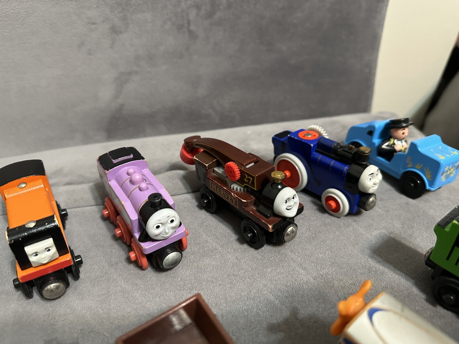 Thomas & Friends Wooden Railway Magnetic Train Lot of 40 Rare HTF