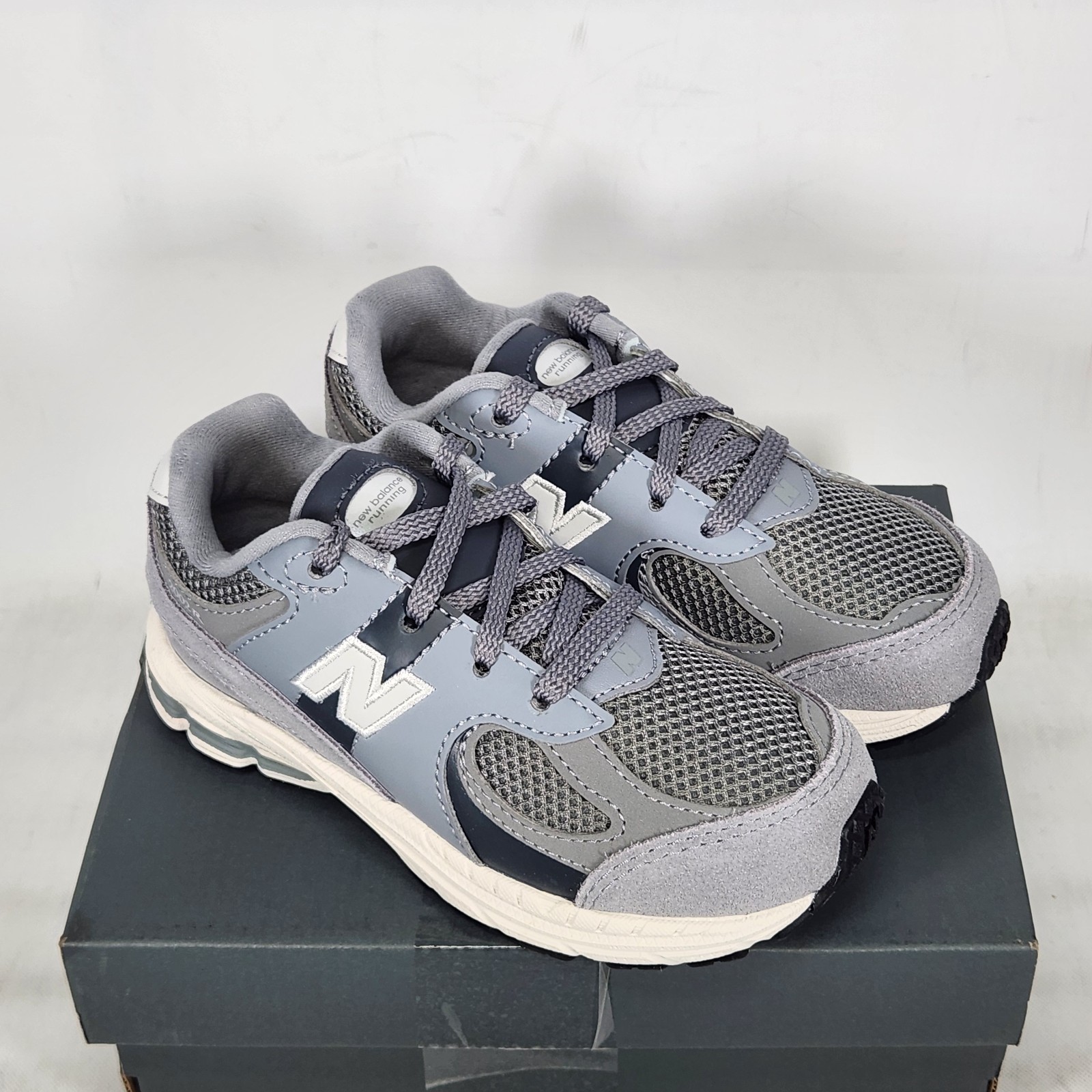 Size 10 Toddler - New Balance 2002 - Steel / Lead - IC2002ST