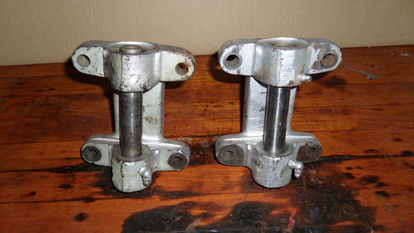 Vintage Sprint Car TAAK Front Wheel Drop Spindles USAC ASCS Ford