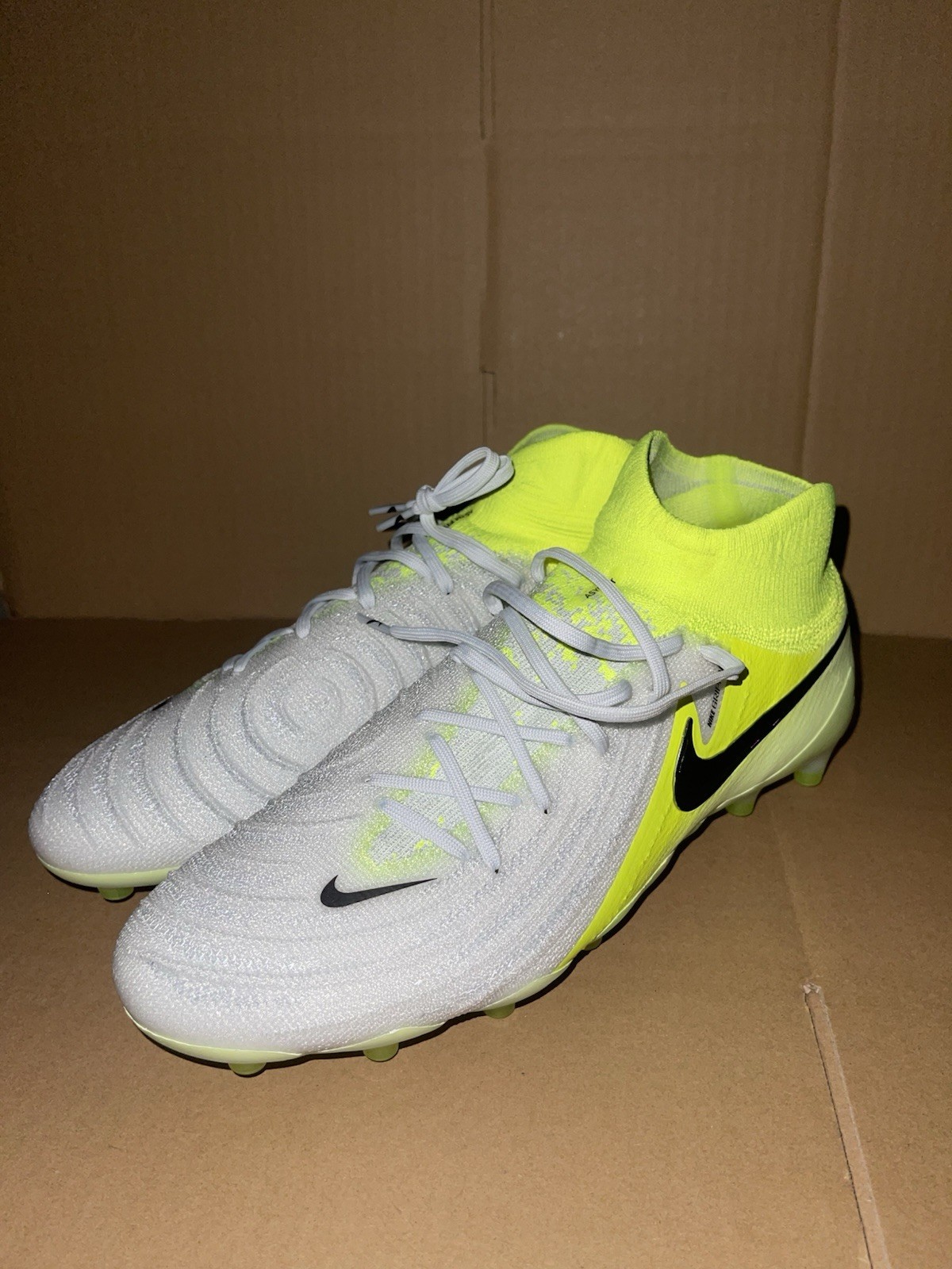 Nike Phantom Luna 2 Elite AG 'Mad Voltage Pack'