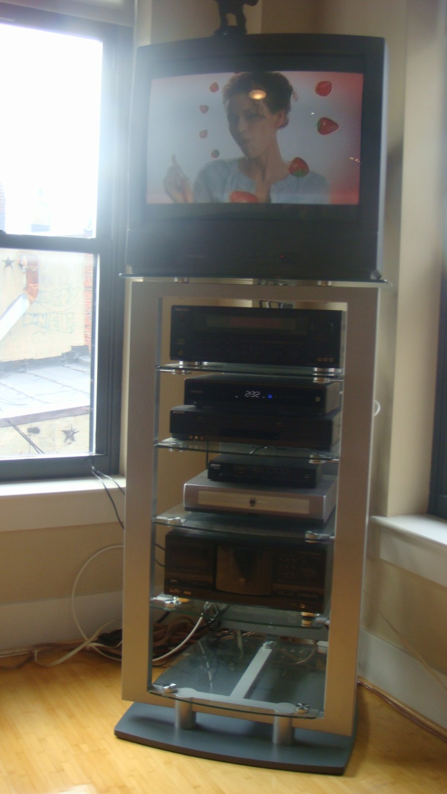 Gorgeous VTI Manufacturing 6-Shelf Glass & Silver-framed Audio Rack Stand - USED