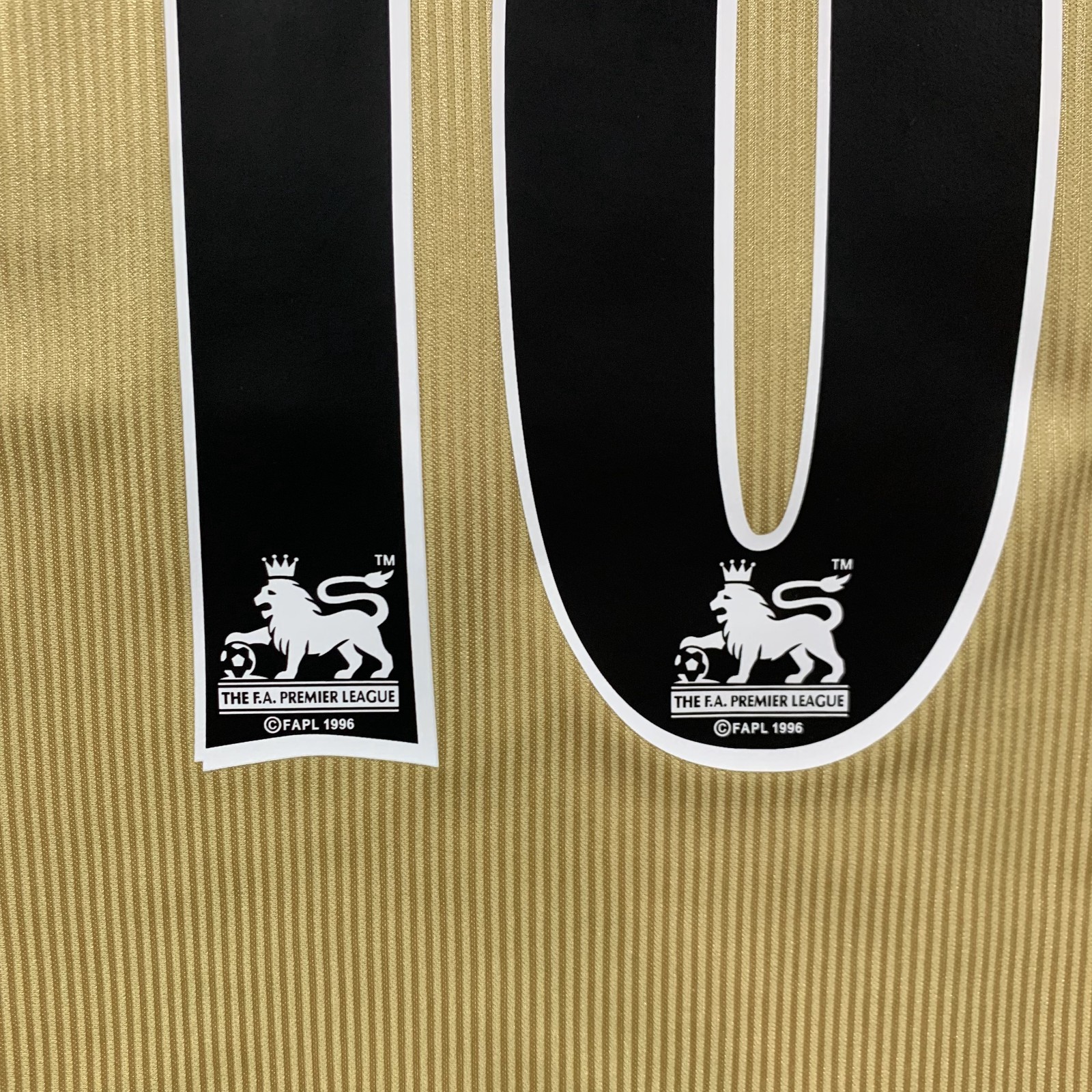 Bergkamp Arsenal 2001/2002 Away Jersey - Retro Jersey - Mens Sizes - New